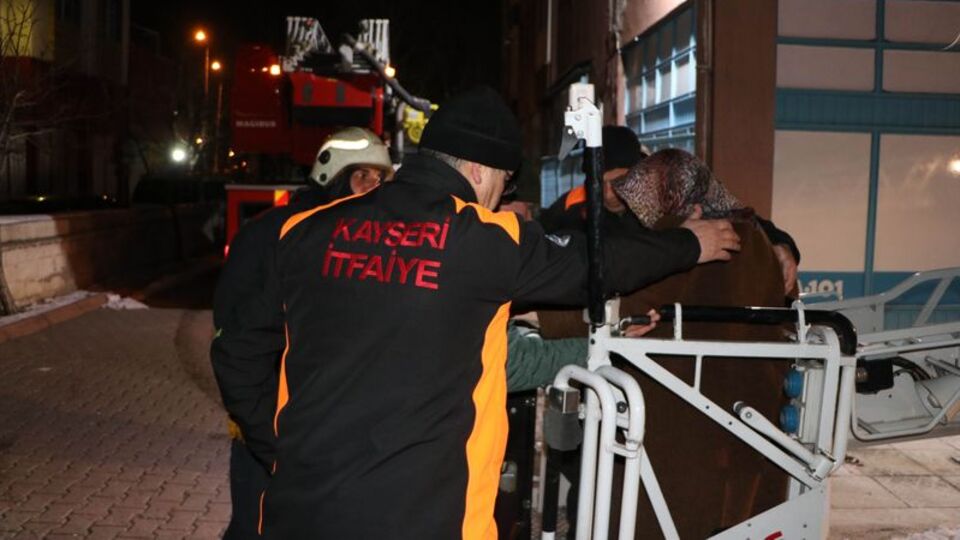 -16 derecede yangın paniği