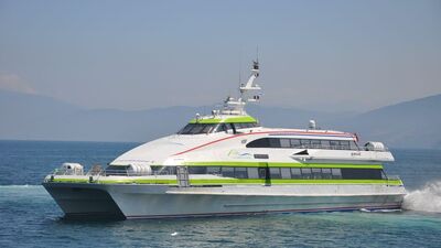 Marmara'da deniz ulaşımına fırtına engeli