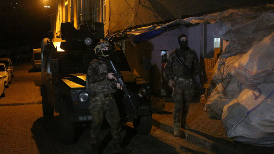 İstanbul'da 7 ilçede uyuşturucu operasyonu