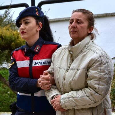 Sevgilisiyle bir olup kocasını öldürttü!