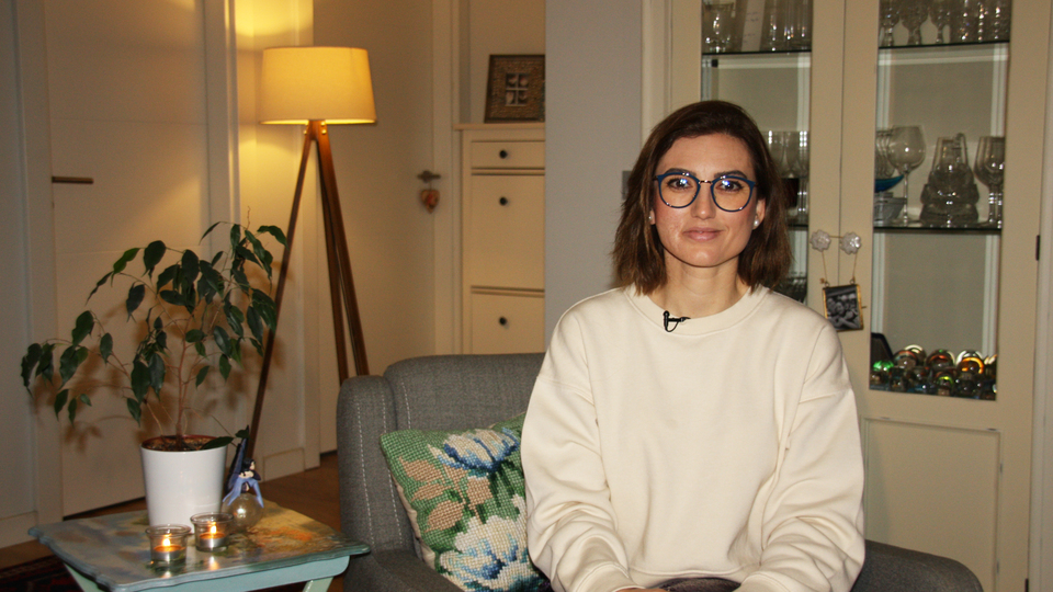 Küçük bir kızken verilen hediye hayatını kurtardı!