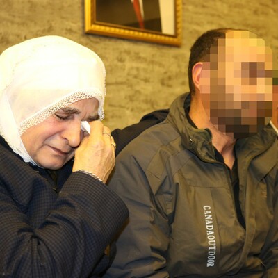 Oğullarını terörün pençesinden kurtardılar!