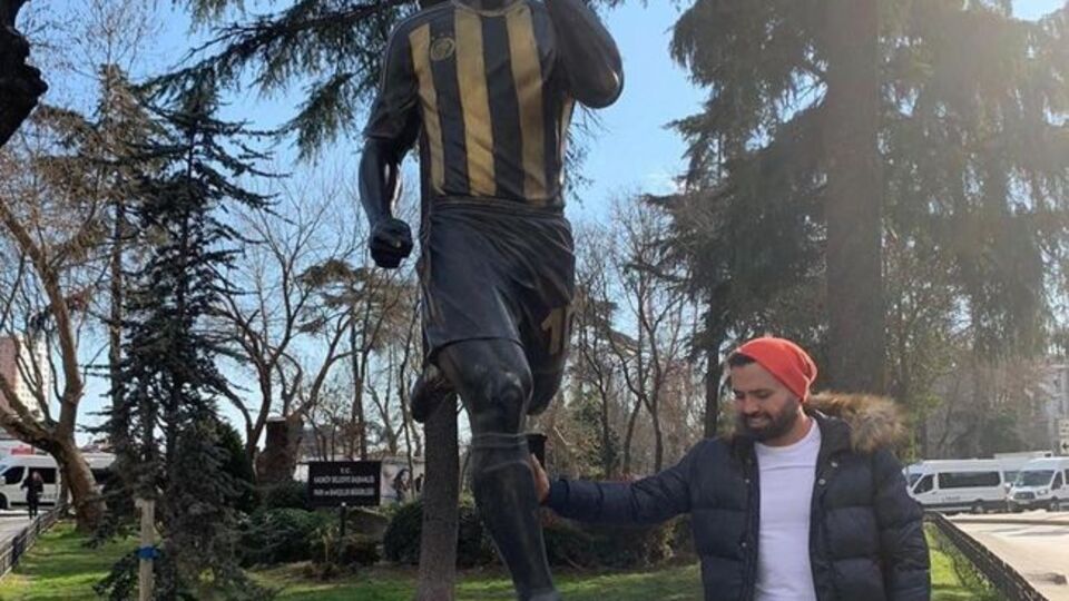Alex'ten Hürriyet Gücer'e sarı kart!