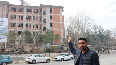 İnşaat ustasından 14 Şubat sürprizi