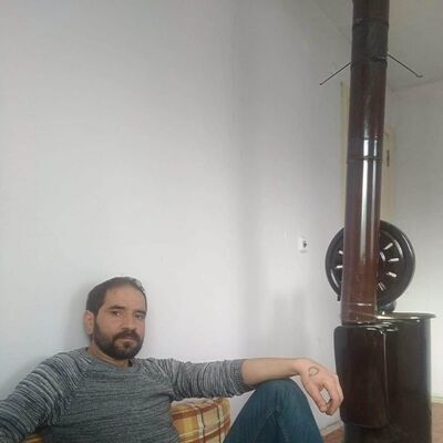 Annesiyle tartışan ağabeyini öldürdü