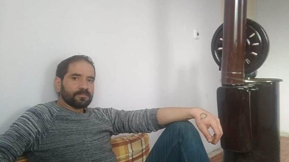 Annesiyle tartışan ağabeyini öldürdü