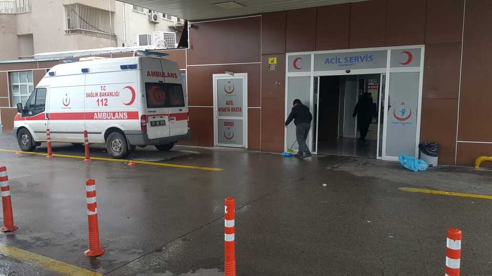 Evli çift evlerinde ölü bulundu!