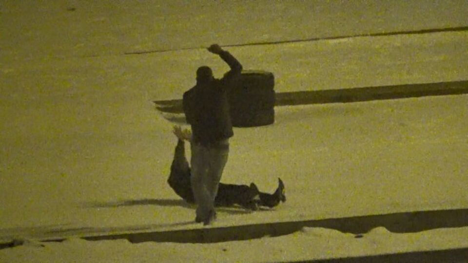 Karın gelişini halayla kutladılar