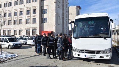 Suç örgütü operasyonu: 9 gözaltı