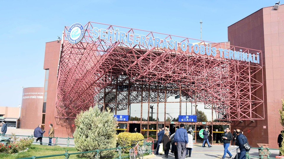 Kavgayı ayırmak isterken öldürüldü!