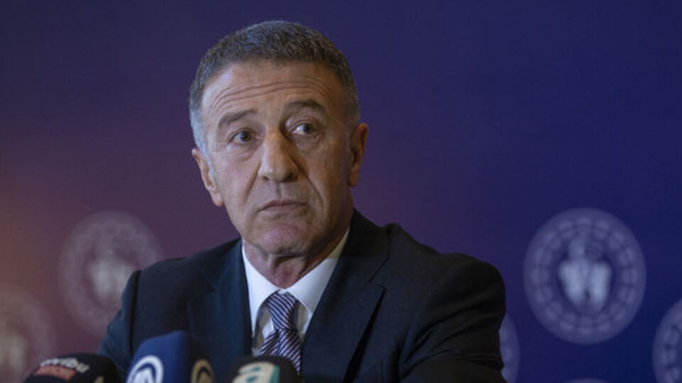 Ağaoğlu'ndan Sörloth'un cezasına tepki