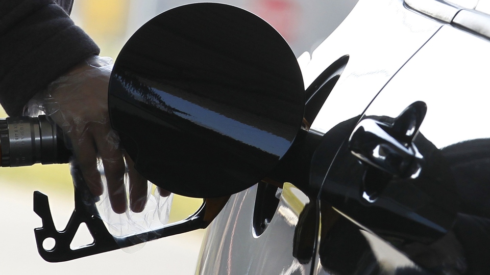 Brent petrolün varili 56,31 dolar