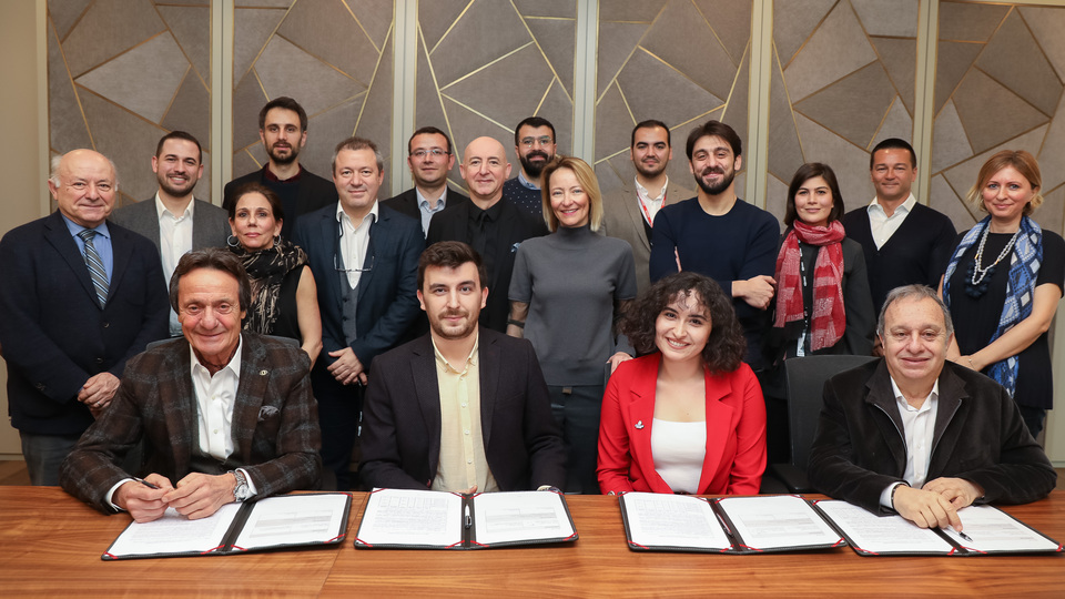 Kurum içi girişimcilere yatırım yaptı