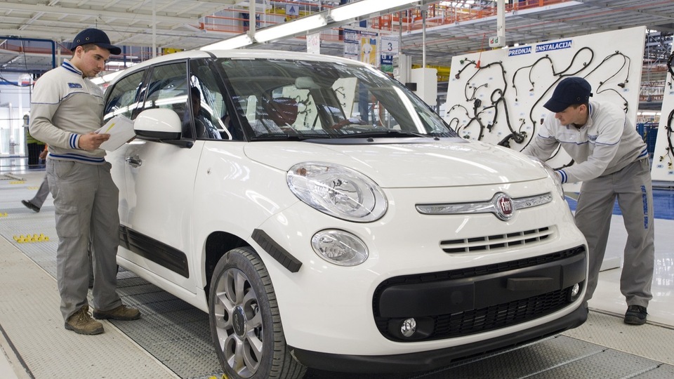 Sırbistan'da üretime virüs arası verdi