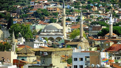 İzmir Cuma namazı saat kaçta?