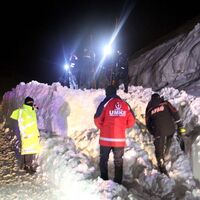 Kayseri Kahramanmaraş yoluna çığ düştü