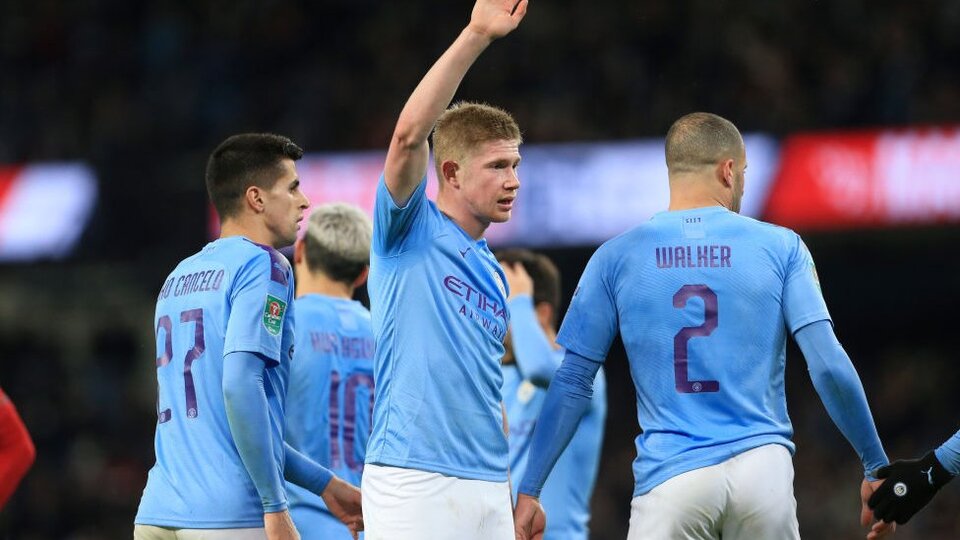 Manchester City Avrupa kupalarından iki sezon men edildi