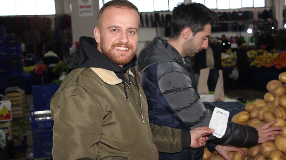 Büyük ikramiyeyi tek rakamla kaçırdı