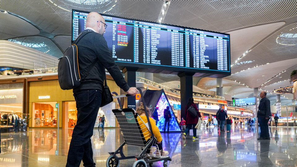 Havalimanlarında "sessizlik" dönemi