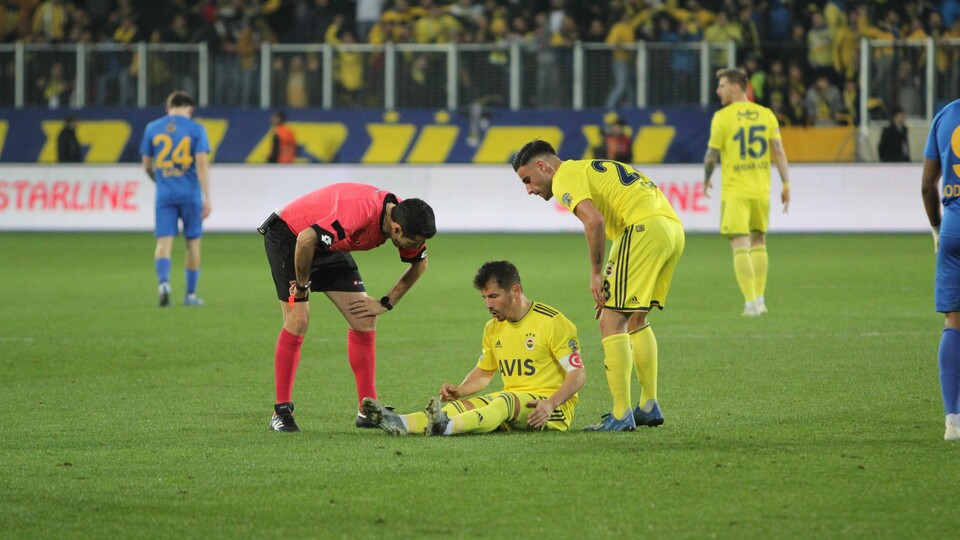 Fenerbahçeli yıldız, Galatasaray maçında yok!