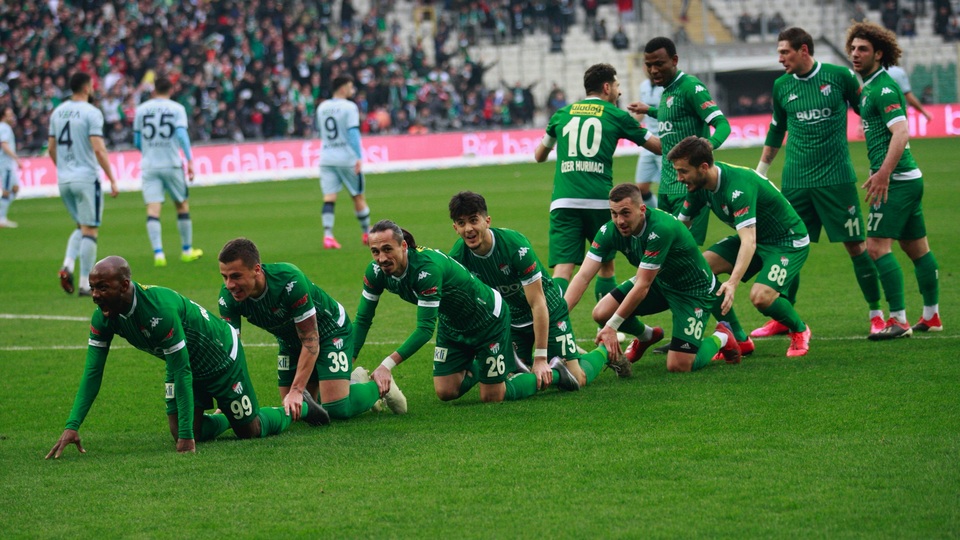 Kritik maçta kazanan Bursaspor!