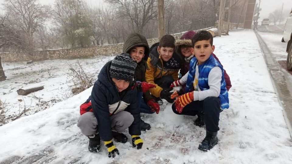 Yarın hangi illerde okullar tatil?