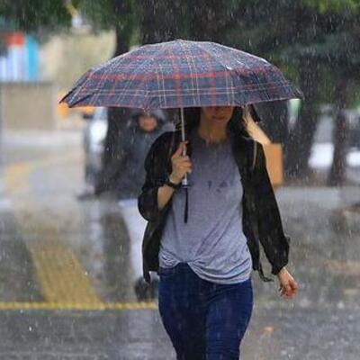 Meteoroloji uyarıyor! 3 bölgede sağanak yağış!