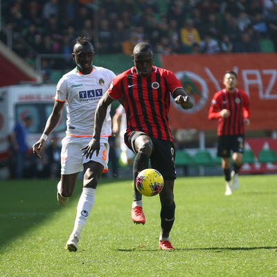 Alanya 7 maç sonra kaybetti!