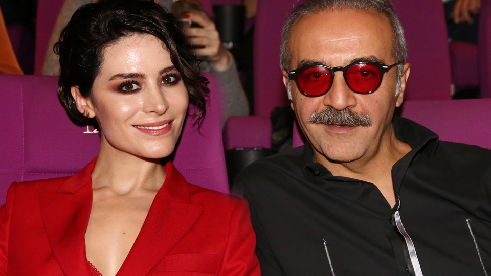 "Karıma gönderdiğim çiçeğin..."