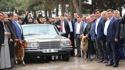 Bahçeli'nin hediyesi için kurban kestiler