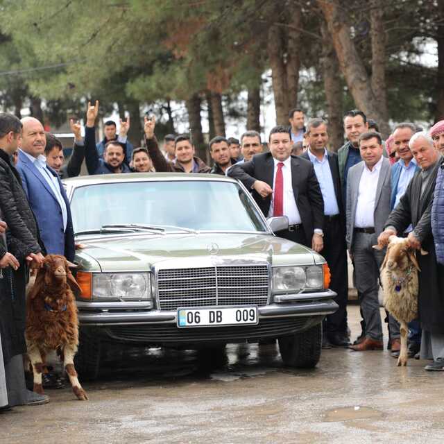 Bahçeli'nin hediyesi için kurban kestiler