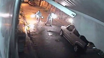 Kardeşin bitmeyen nefreti! Dehşet anları kamerada!