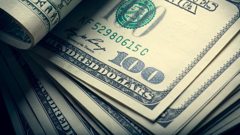 Dolar Merkez'i beklerken yükselişe geçti