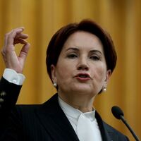 Akşener'den 'istifa' yorumu!