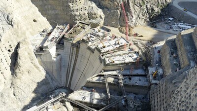 Türkiye'nin en büyüğü olacak! 184 metreye ulaştı