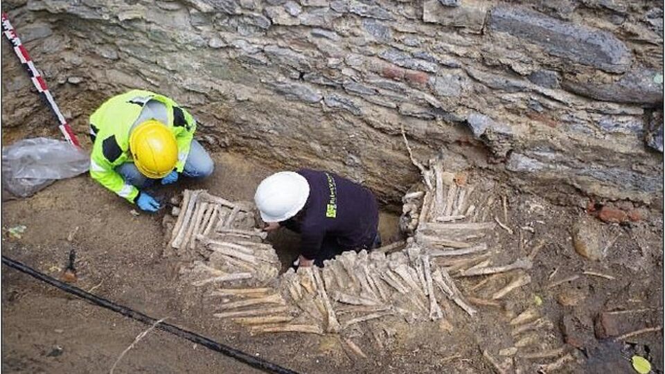 İnsan kemiklerinden yapılmış! Tüyler ürperten keşif