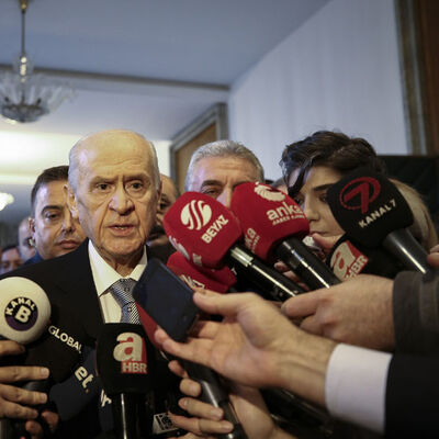 İYİ Parti istifaları kulisleri hareketlendirdi!