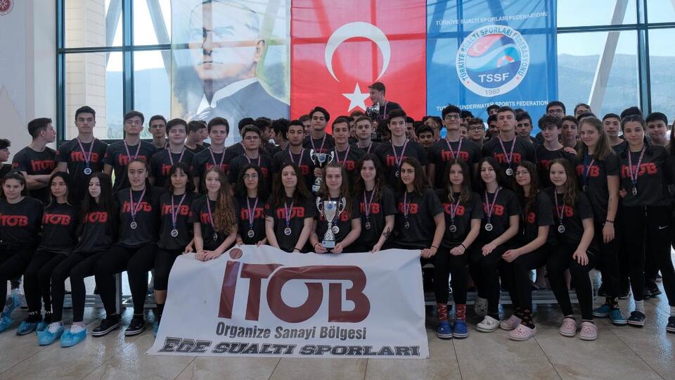 Su altında Ege rüzgarı