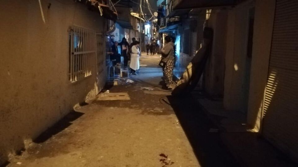 Bıçaklı saldırıya uğrayan genç kurtarılamadı