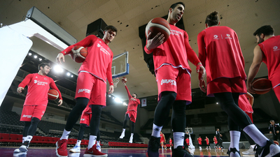 Millilerin konuğu Hollanda