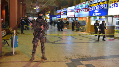 Otogarda silahlı bıçaklı kavga: 3 yaralı