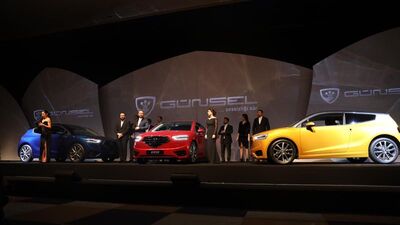 Yavru vatan yerli otomobilini tanıttı!