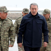 Bakan Akar ve komutanlar sınırda!