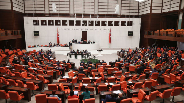 Gazilerin gözü Meclis'te