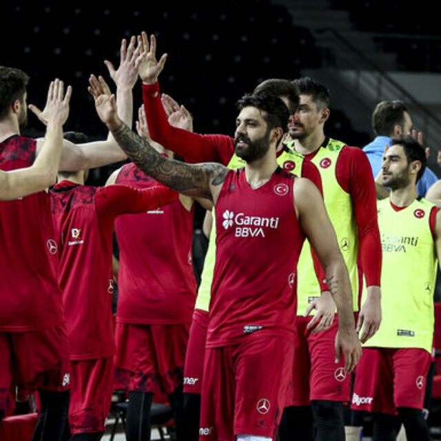 Millilerin maç saatleri belli oldu