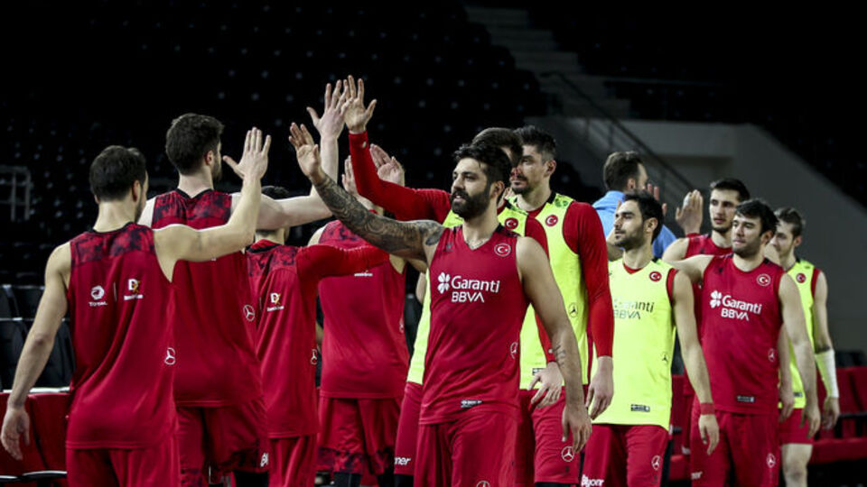 Millilerin maç saatleri belli oldu