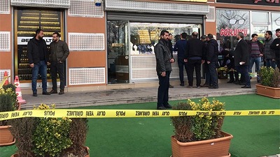 Gelin arabası süsü verip kuyumcuyu soydular