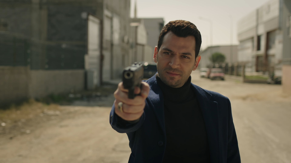 Gözünü kararttı!