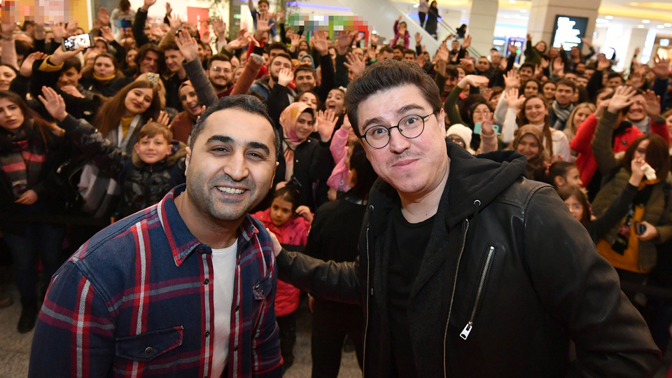 'Bayi Toplantısı' ile kahkahaya doydular