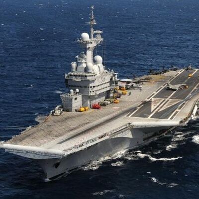 Fransa'nın savaş gemisi Kıbrıs'ta gerilimi artırdı!